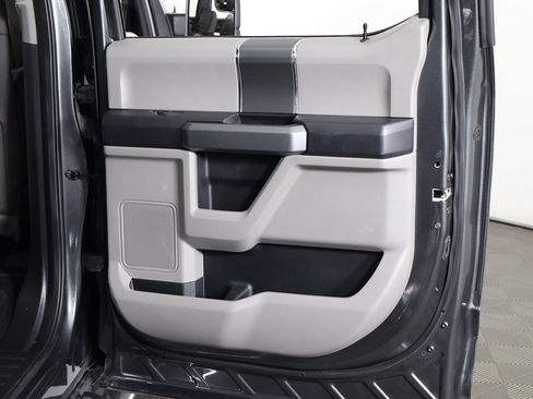 Used 2017 Ford F150 XLT w/ Equipment Group 302A Luxury image 24