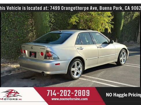 Used 2004 Lexus IS 300 w/ Pwr & Alcantara Pkg RWD image 7