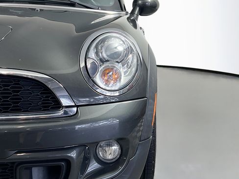 Used 2015 MINI Cooper S image 12