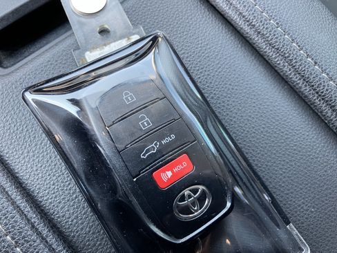 Used 2024 Toyota Grand Highlander FWD image 40