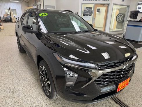 New 2026 Chevrolet Trax RS FWD image 4