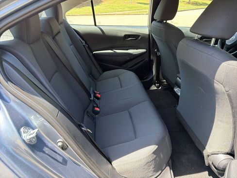 Used 2025 Toyota Corolla LE FWD image 15