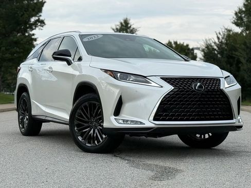 Used 2022 Lexus RX 350L FWD w/ Special Edition image 2