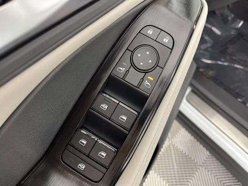 New 2026 Nissan Rogue SV image 30