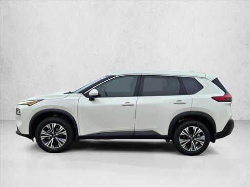 Used 2023 Nissan Rogue SV image 9