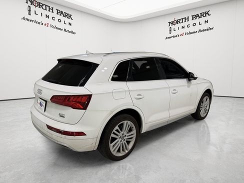 Used 2018 Audi Q5 2.0T Premium Plus w/ Premium Plus Package AWD/4WD image 5