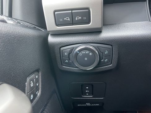 Used 2021 Ford F250 Lariat w/ Lariat Value Package image 46