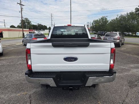 Used 2019 Ford F250 XL w/ Power Equipment Group AWD/4WD image 4
