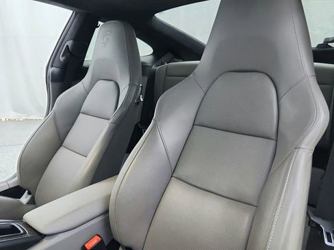 Used 2014 Porsche 911 Turbo S image 22