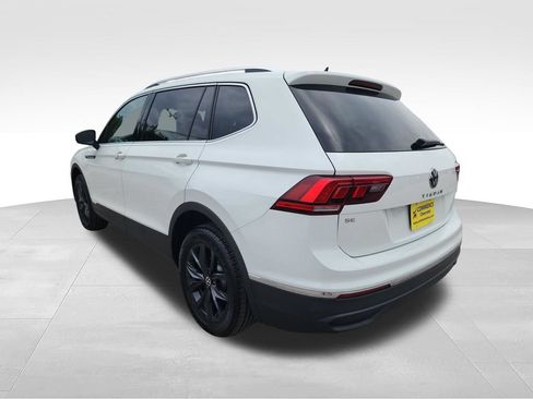 Used 2024 Volkswagen Tiguan SE AWD/4WD image 6