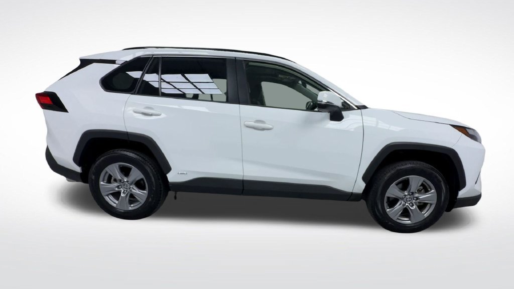 Certified 2025 Toyota RAV4 XLE w/ Convenience Package AWD/4WD image 10