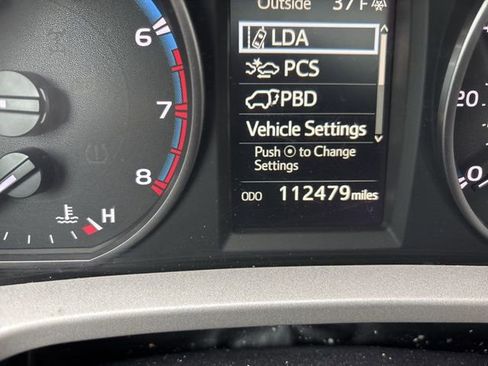 Used 2017 Toyota RAV4 XLE w/ Premium Special Value Package image 17