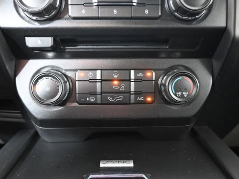 Used 2017 Ford F150 XL w/ Equipment Group 101A Mid AWD/4WD image 30
