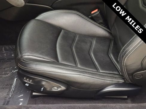 Used 2017 Maserati GranTurismo Sport image 33