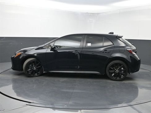 Used 2022 Toyota Corolla SE image 39