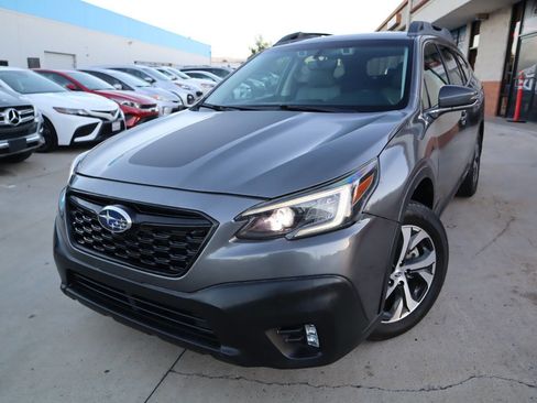 Used 2020 Subaru Outback Limited XT image 11
