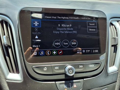 Used 2024 Chevrolet Malibu LT FWD image 5