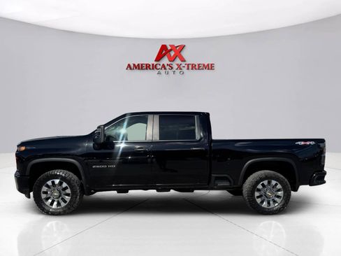 Used 2023 Chevrolet Silverado 2500 Custom w/ Custom Value Package AWD/4WD image 2
