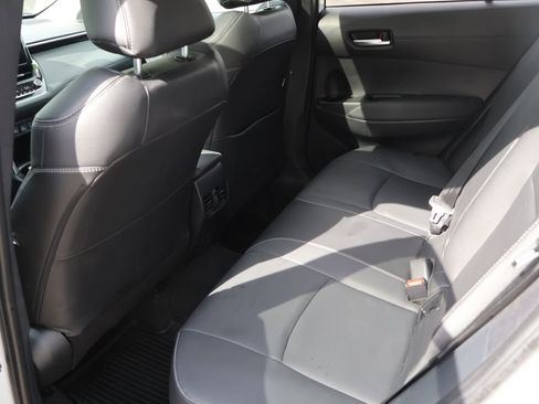 Used 2023 Toyota Corolla Cross XLE w/ Convenience Package AWD/4WD image 13