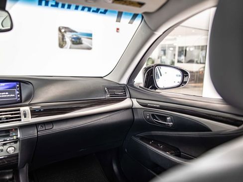 Used 2017 Lexus LS 460 AWD w/ Comfort Package image 41