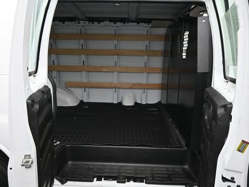 Used 2024 Chevrolet Express 2500 w/ Driver Convenience Package image 37