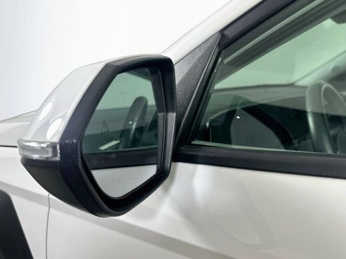 Used 2025 Hyundai Kona SEL FWD image 36