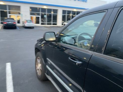 Used 2007 Jeep Grand Cherokee Laredo image 9