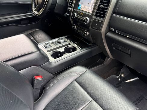 Used 2019 Ford Expedition XLT w/ Equipment Group 202A image 32