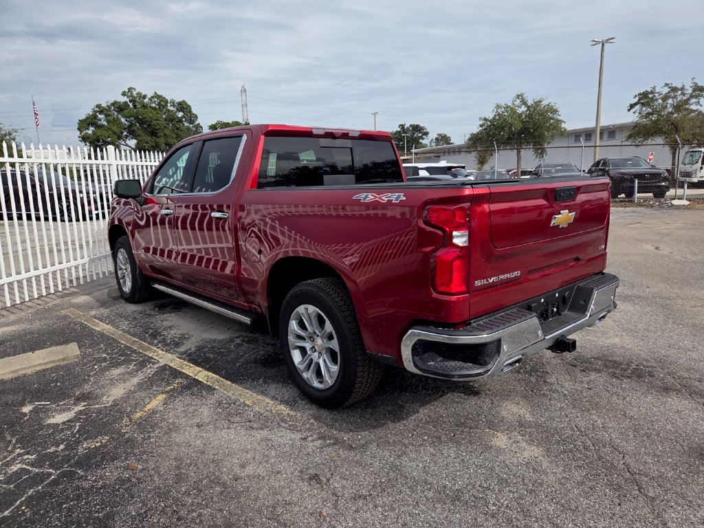 Used 2026 Chevrolet Silverado 1500 LTZ w/ LTZ Premium Package AWD/4WD image 7