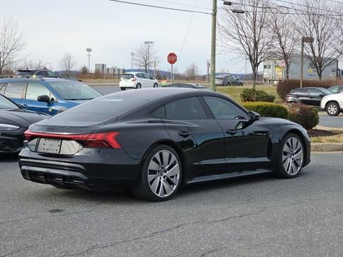 Used 2022 Audi e-tron GT Prestige w/ Prestige Package image 12