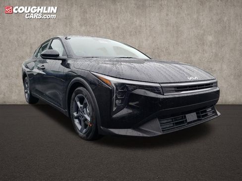 New 2026 Kia K4 LXS image 1