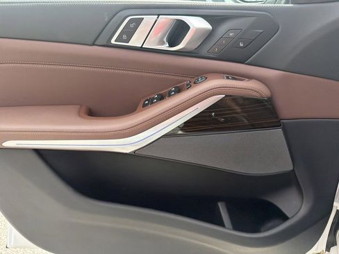 Used 2025 BMW X5 xDrive40i image 27