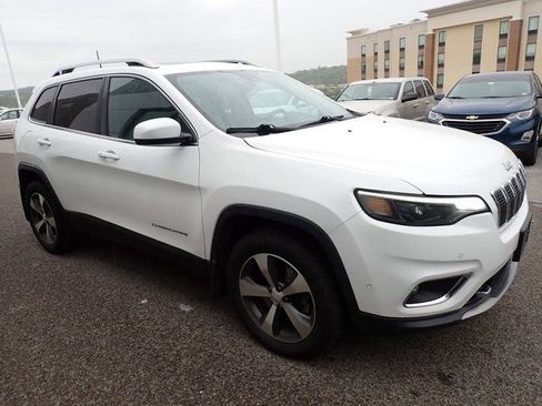 Used 2021 Jeep Cherokee Limited w/ Elite Package AWD/4WD image 5