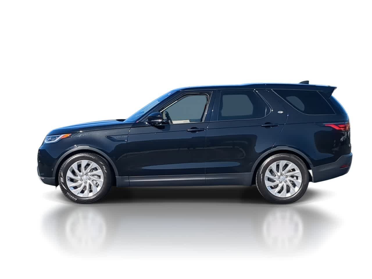 Certified 2025 Land Rover Discovery S AWD/4WD image 5