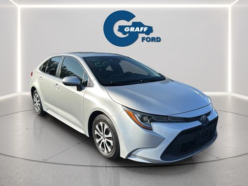 Used 2022 Toyota Corolla LE FWD image 4