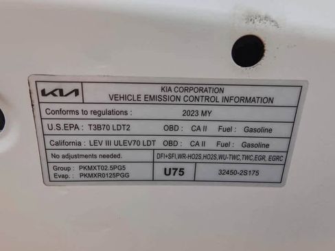 Certified 2023 Kia Sportage EX image 24