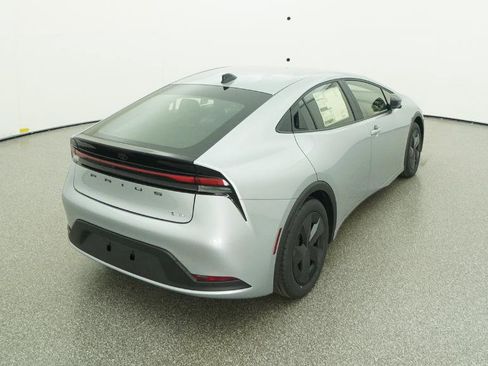 New 2026 Toyota Prius LE image 20