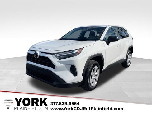 Used 2024 Toyota RAV4 LE image 1