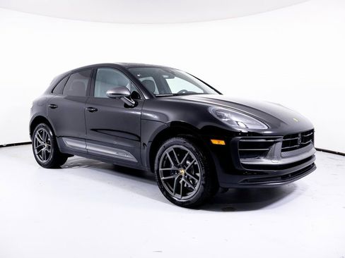 Used 2025 Porsche Macan Turbo AWD/4WD image 25