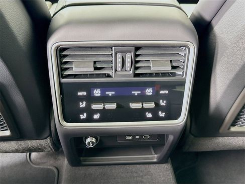 New 2026 Porsche Cayenne S image 28
