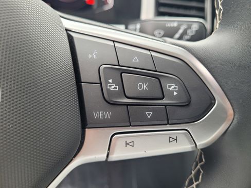 Used 2022 Volkswagen Atlas Cross Sport SE image 22