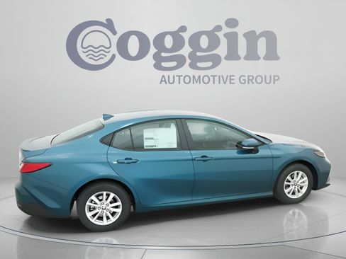 Certified 2026 Toyota Camry LE w/ Convenience Package FWD image 19