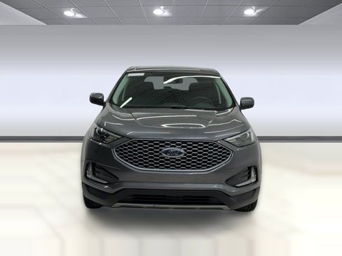 Certified 2023 Ford Edge SEL w/ Convenience Package AWD/4WD image 5
