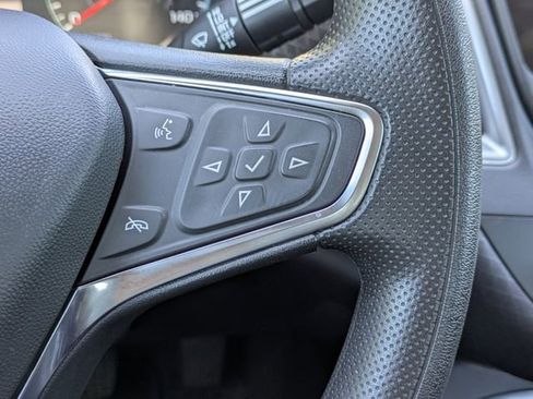 Used 2025 Chevrolet Malibu LT image 27