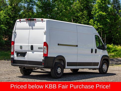Used 2023 RAM ProMaster 2500 FWD image 8