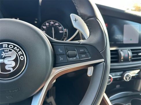 Used 2017 Alfa Romeo Giulia Ti w/ TI 19" Sport Package image 22