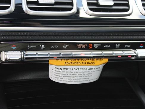 New 2026 Mercedes-Benz GLE 450 4MATIC Coupe image 17