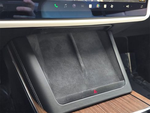 Used 2021 Tesla Model S Plaid image 29