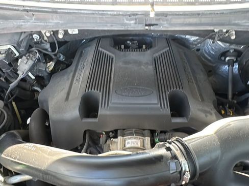 Used 2018 Ford Expedition Platinum AWD/4WD image 56