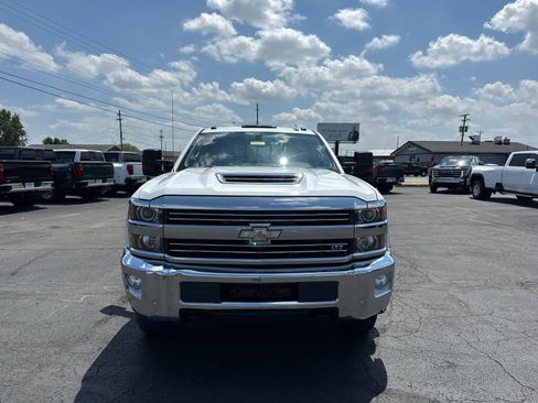 Used 2018 Chevrolet Silverado 3500 LTZ w/ Duramax Plus Package AWD/4WD image 8